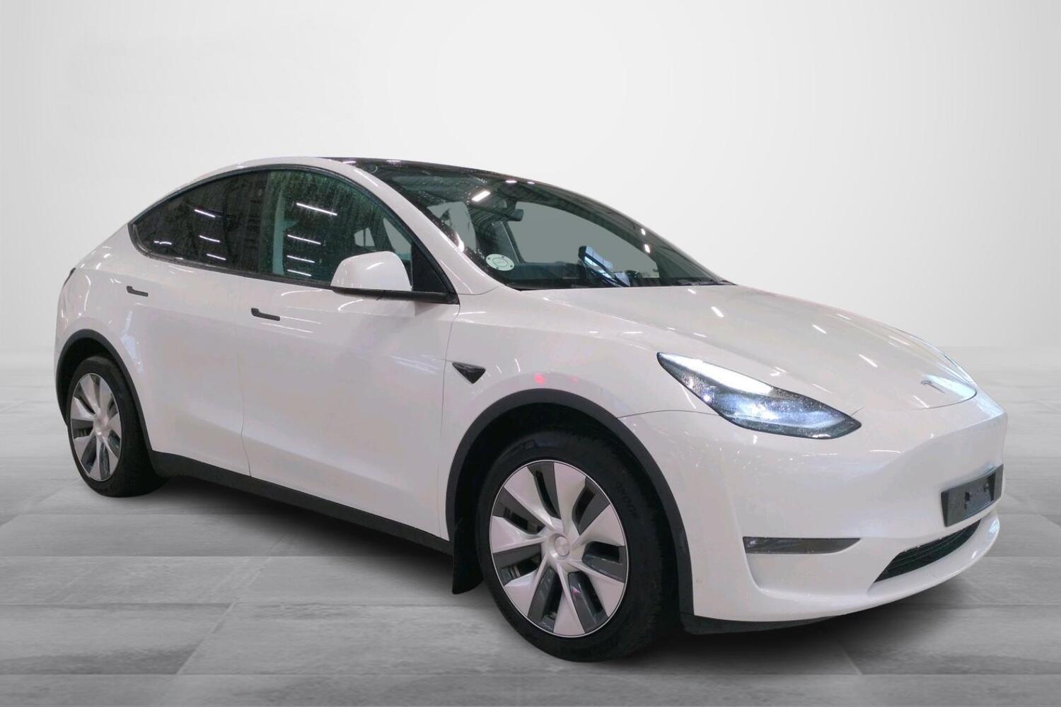 Tesla Model Y vaihtoauto