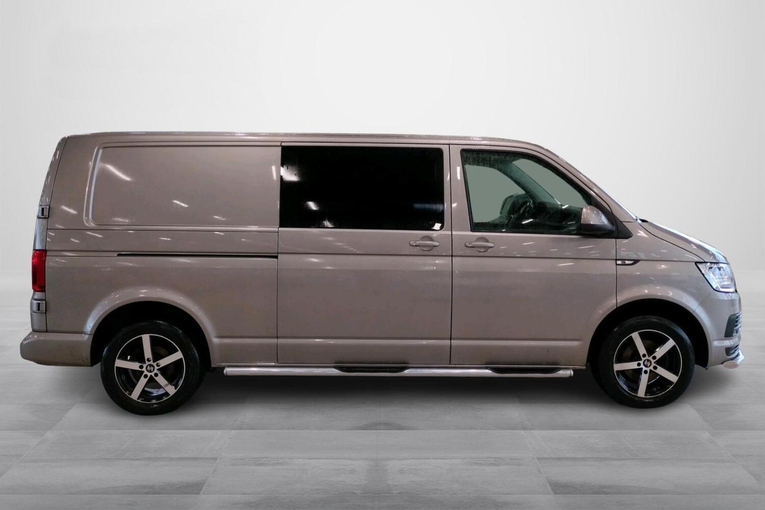 Volkswagen Transporter vaihtoauto
