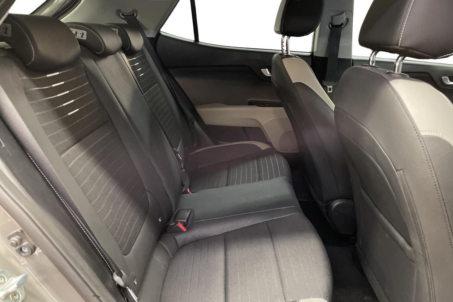 Kia Stonic vaihtoauto