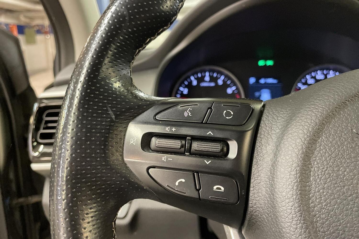 Kia Stonic vaihtoauto