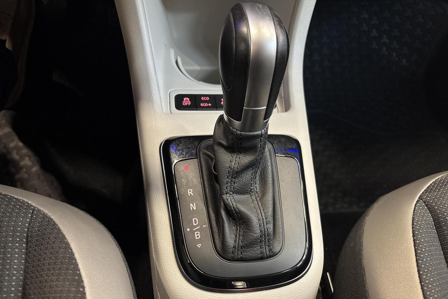 Volkswagen up! vaihtoauto