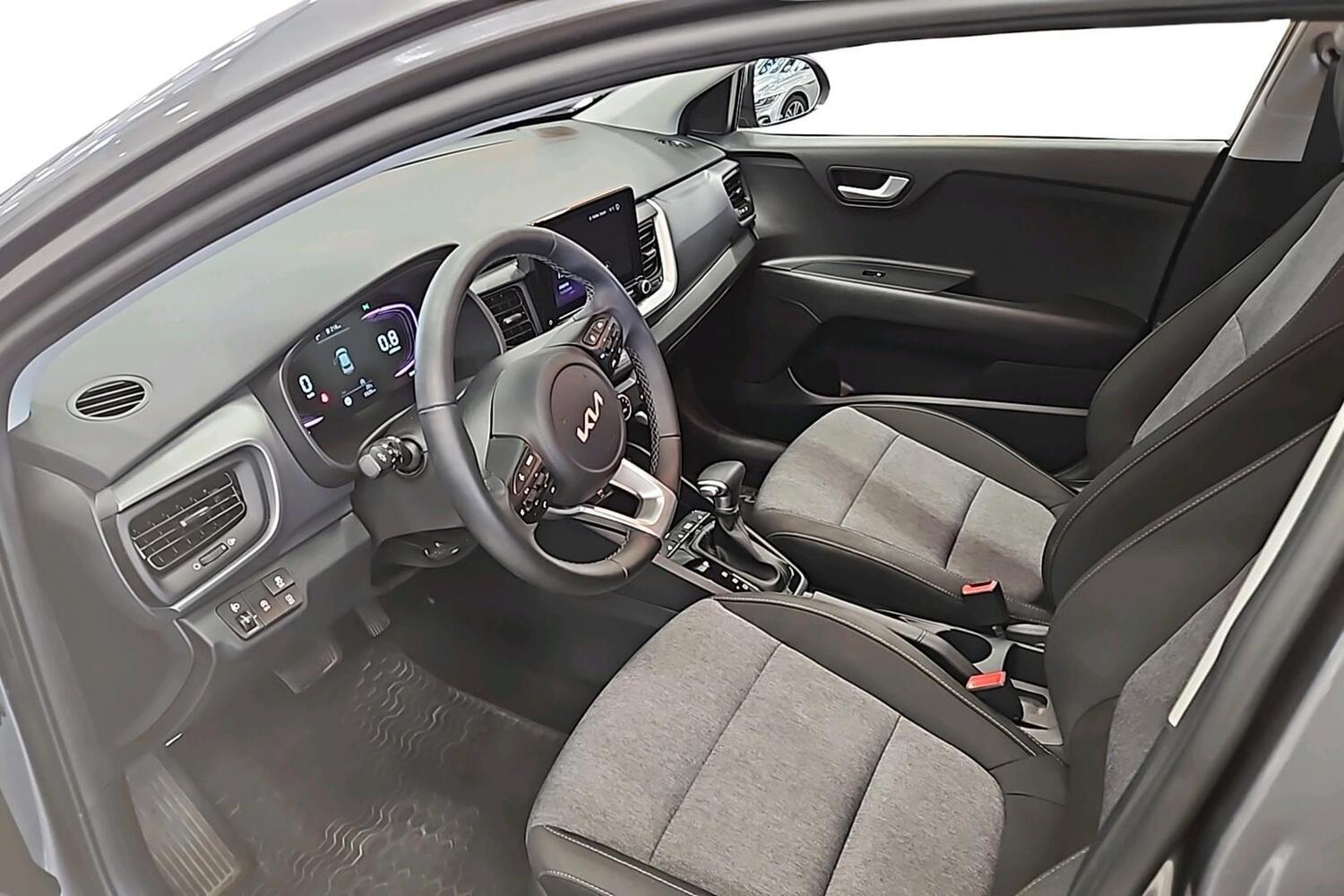 Kia Stonic vaihtoauto