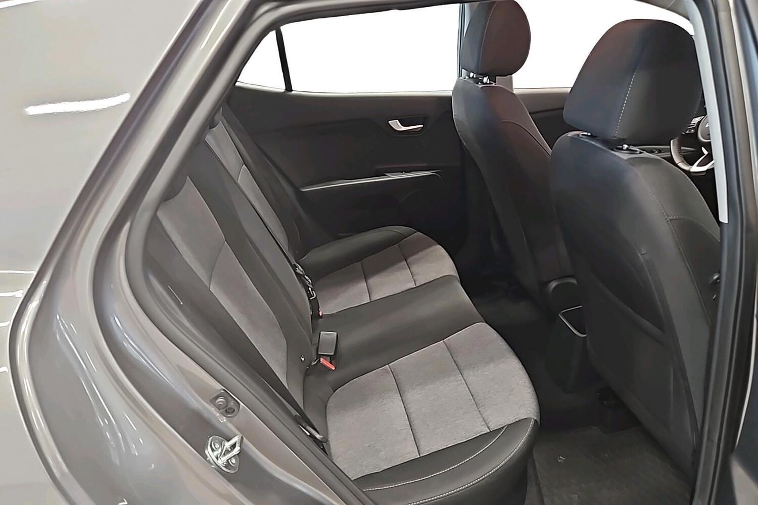 Kia Stonic vaihtoauto