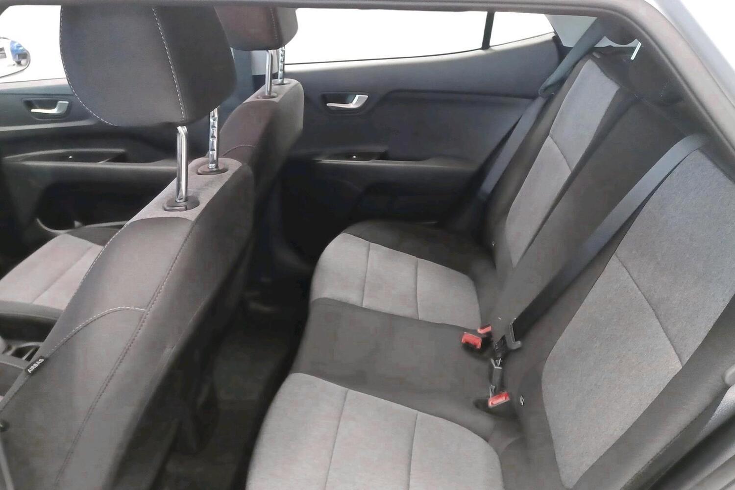 Kia Stonic vaihtoauto
