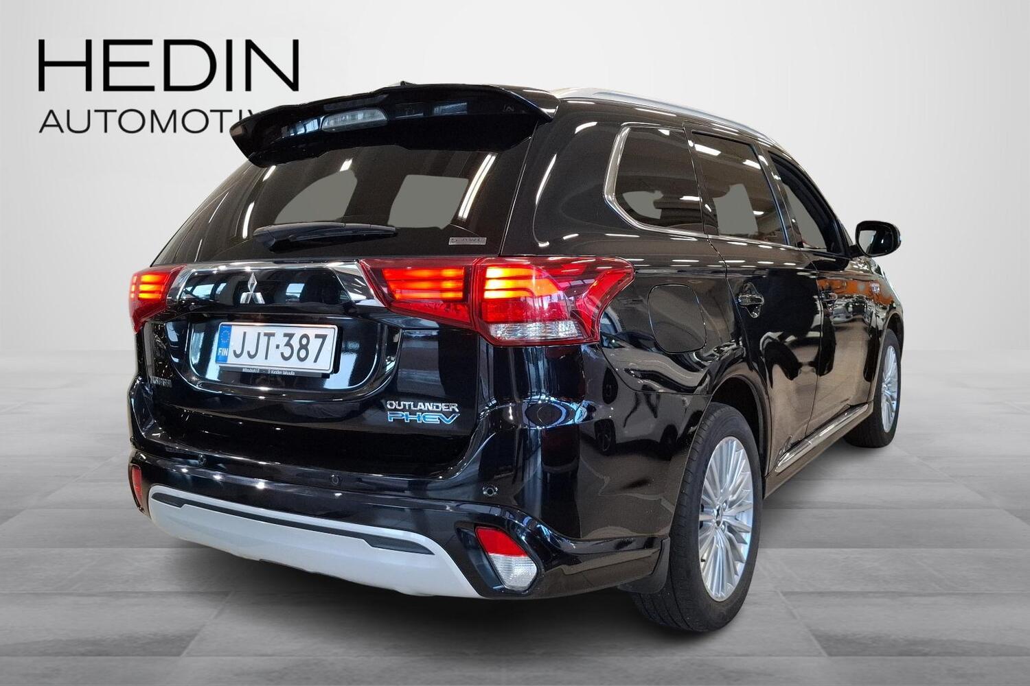 Mitsubishi Outlander PHEV vaihtoauto