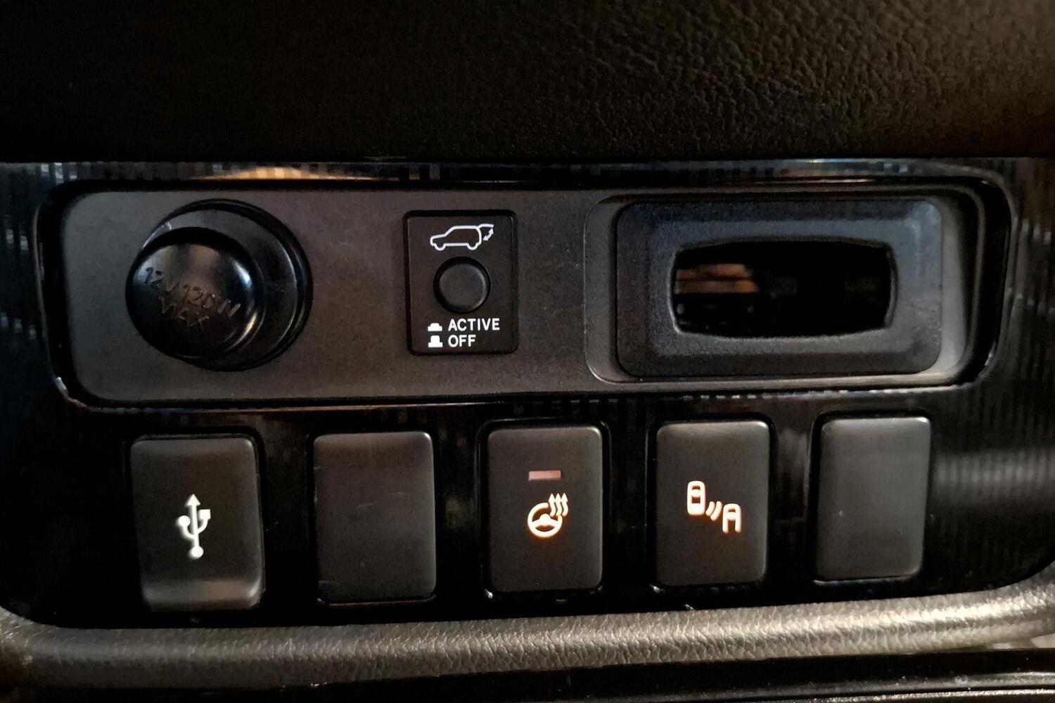 Mitsubishi Outlander PHEV vaihtoauto