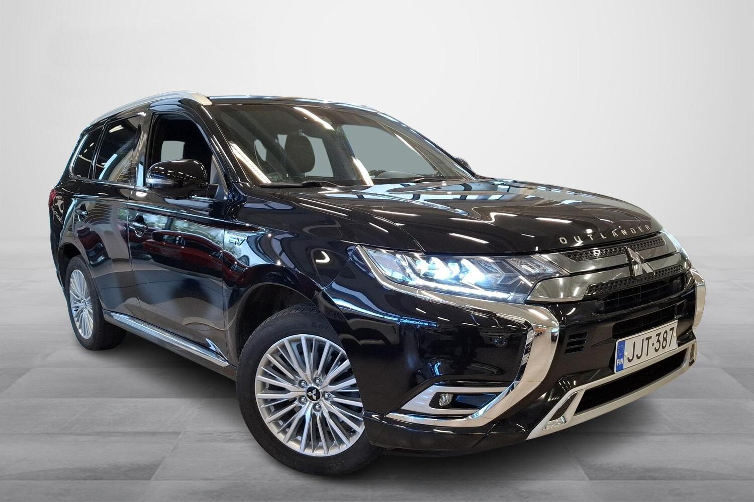 Mitsubishi Outlander PHEV vaihtoauto