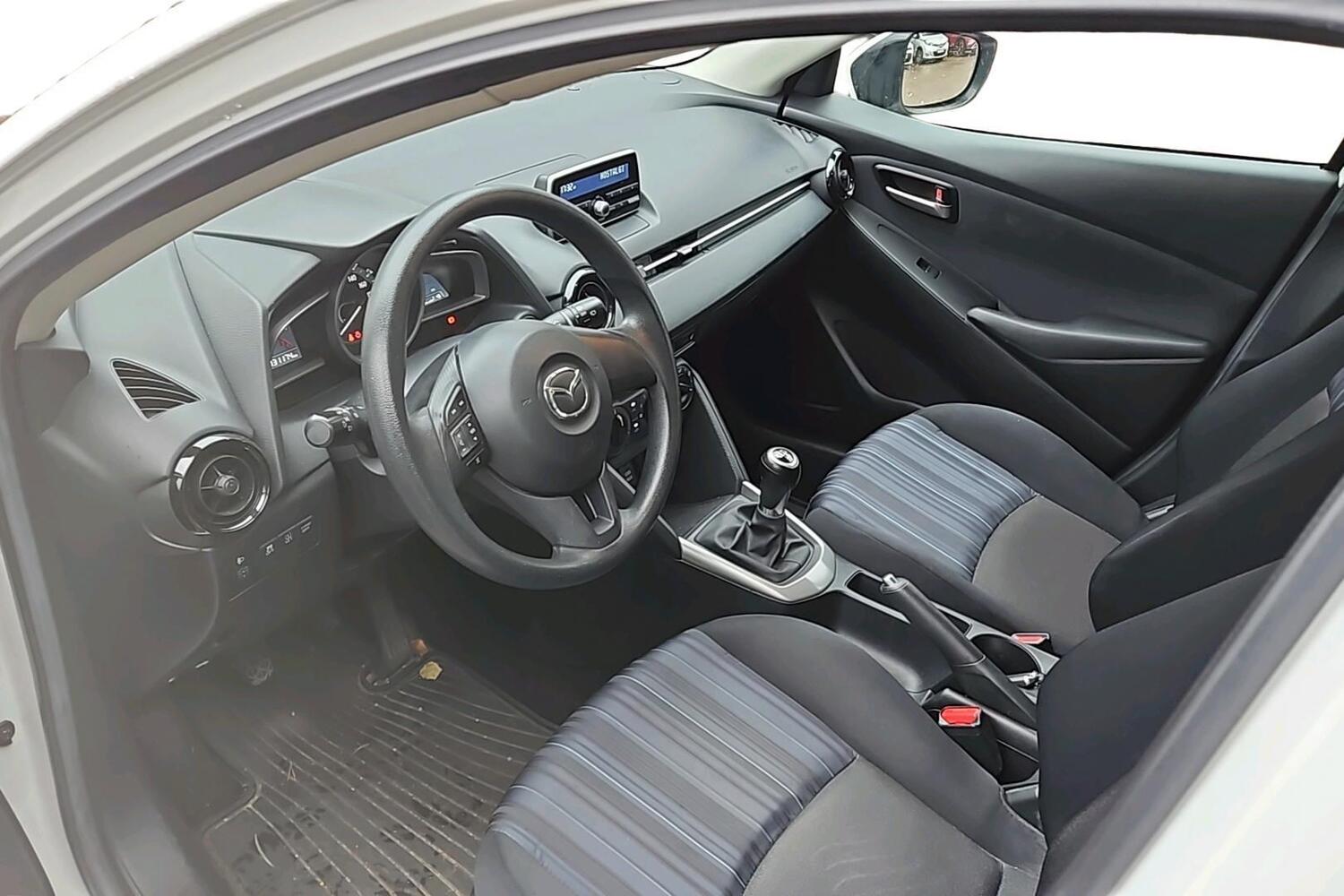 Mazda 2 vaihtoauto