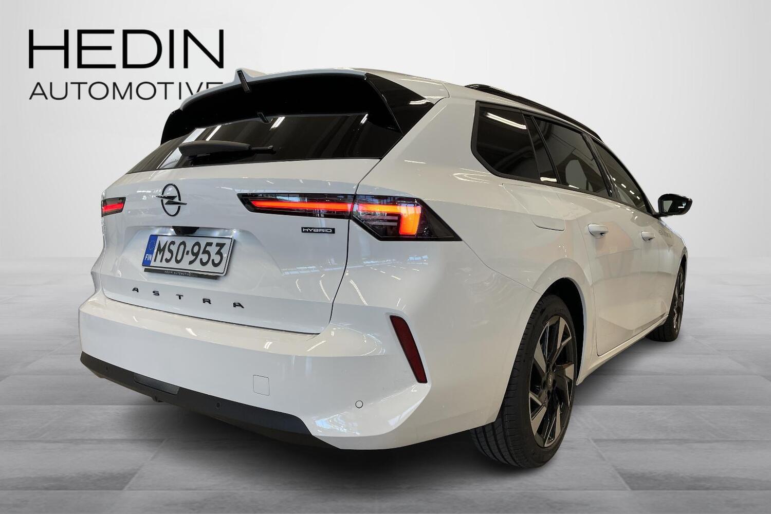Opel Astra vaihtoauto