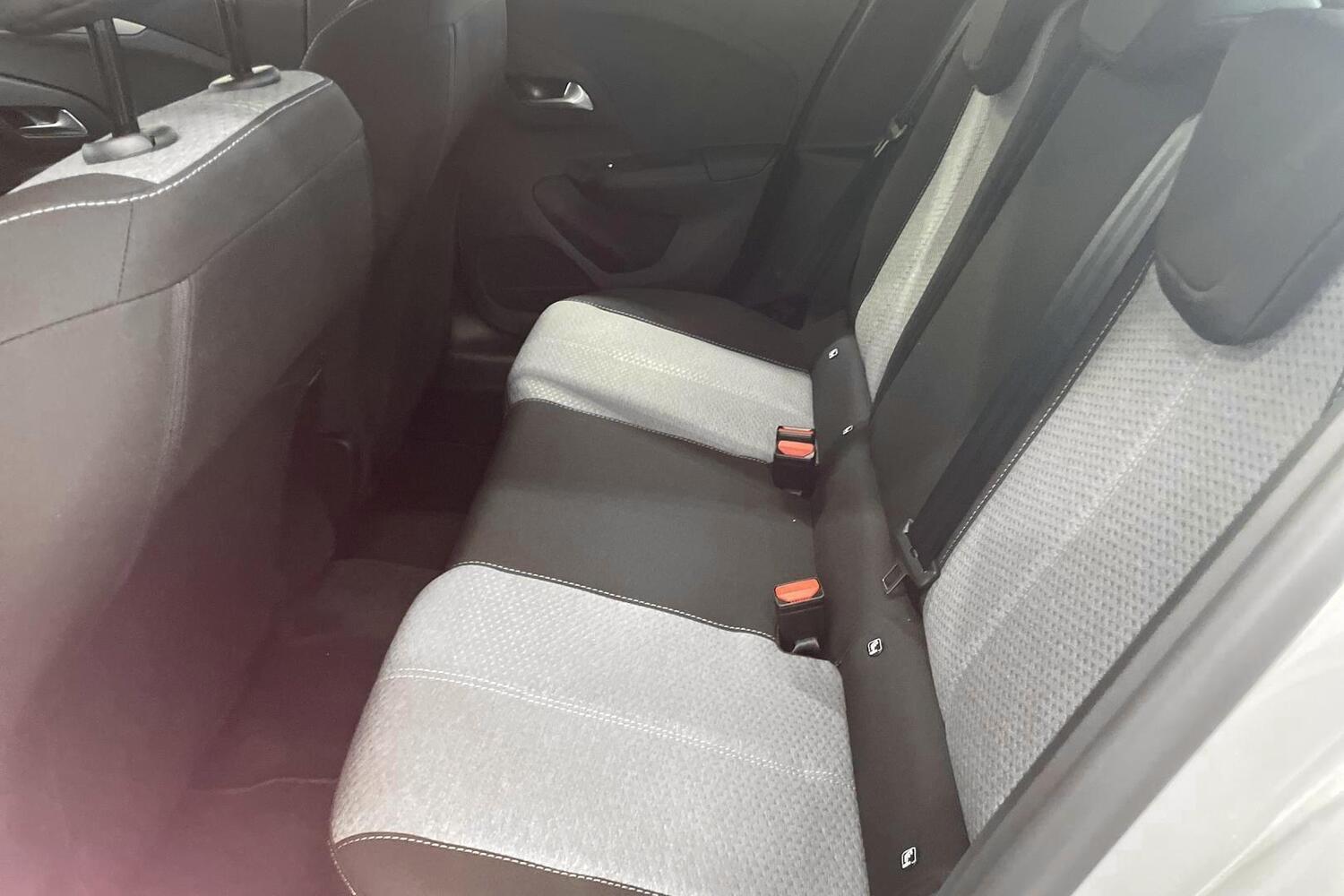 Opel Corsa vaihtoauto