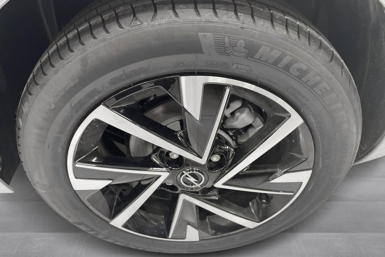 Opel Corsa vaihtoauto
