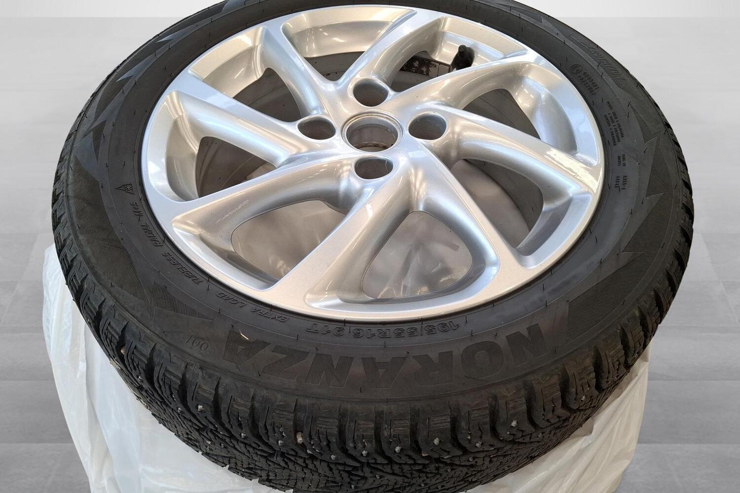 Opel Corsa vaihtoauto