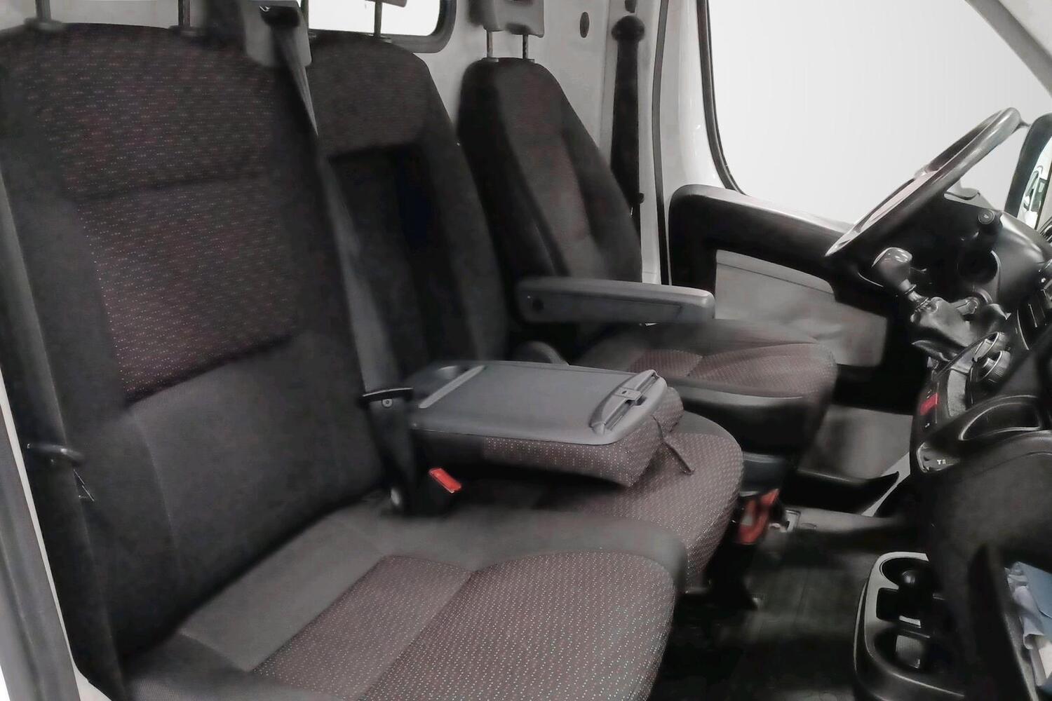 Peugeot Boxer vaihtoauto