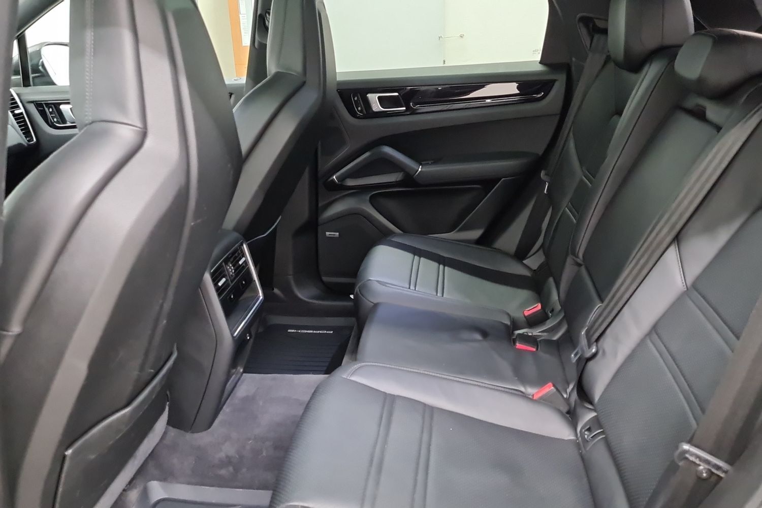 Porsche Cayenne vaihtoauto