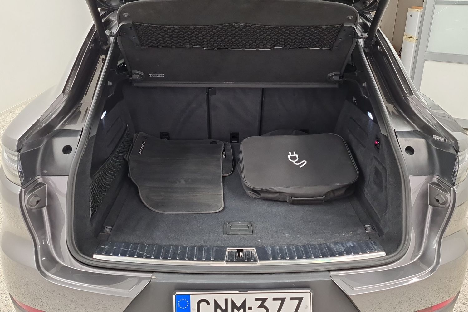 Porsche Cayenne vaihtoauto