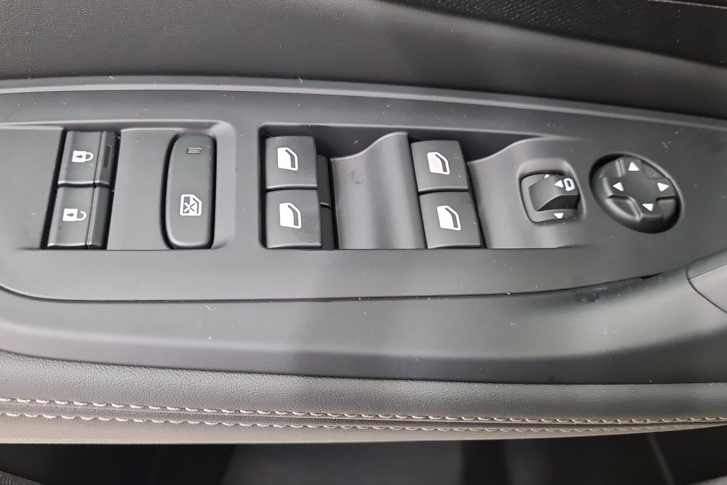 Peugeot 408 vaihtoauto