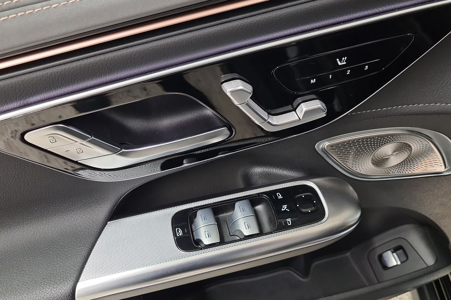 Mercedes-Benz EQE vaihtoauto