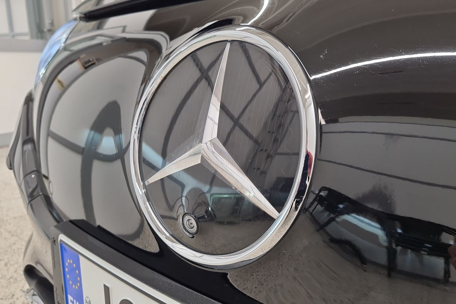 Mercedes-Benz EQE vaihtoauto