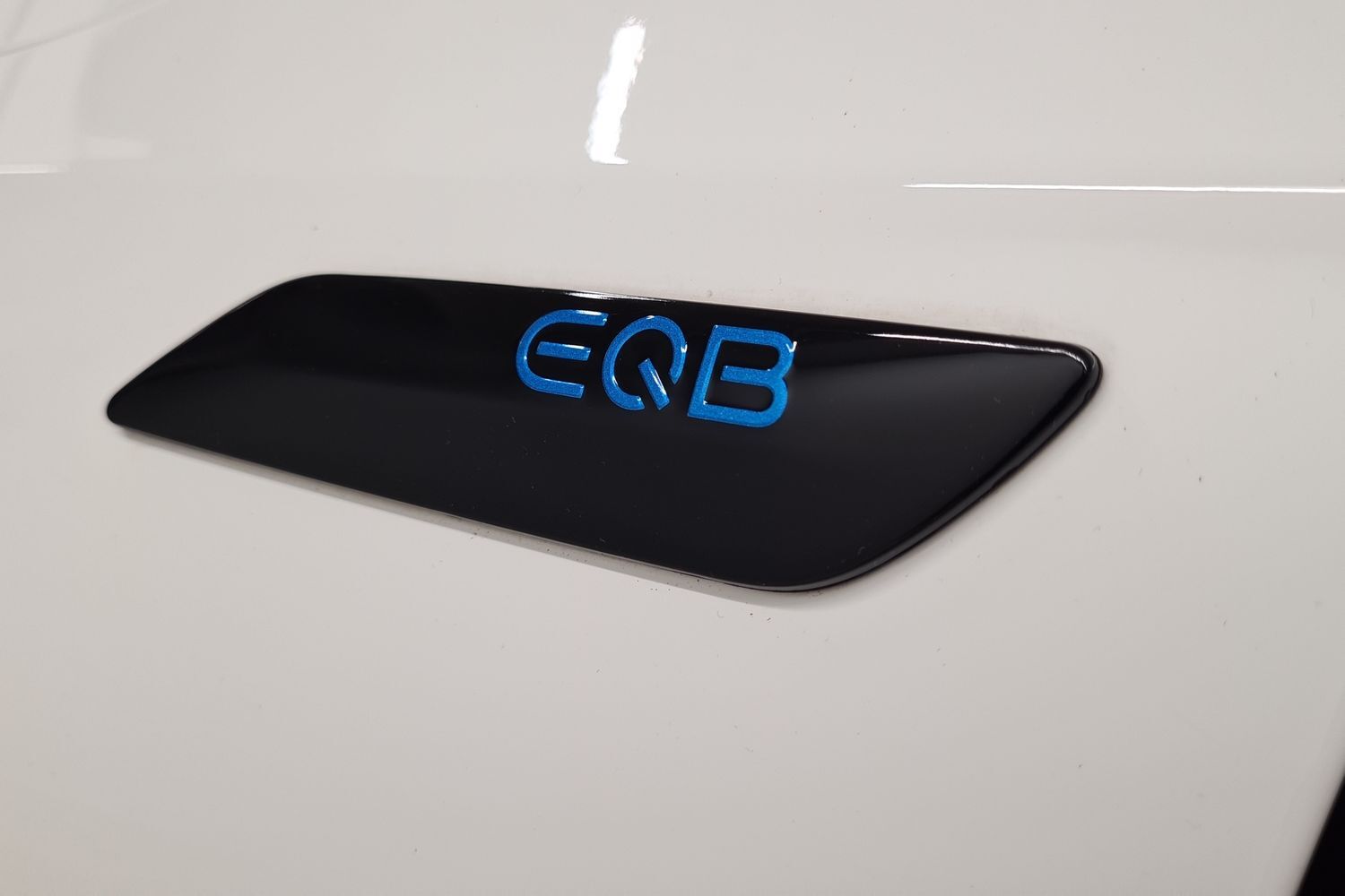 Mercedes-Benz EQB vaihtoauto