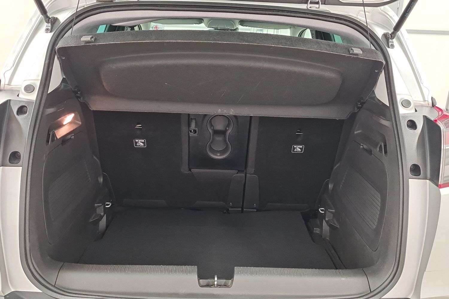 Opel Crossland X vaihtoauto