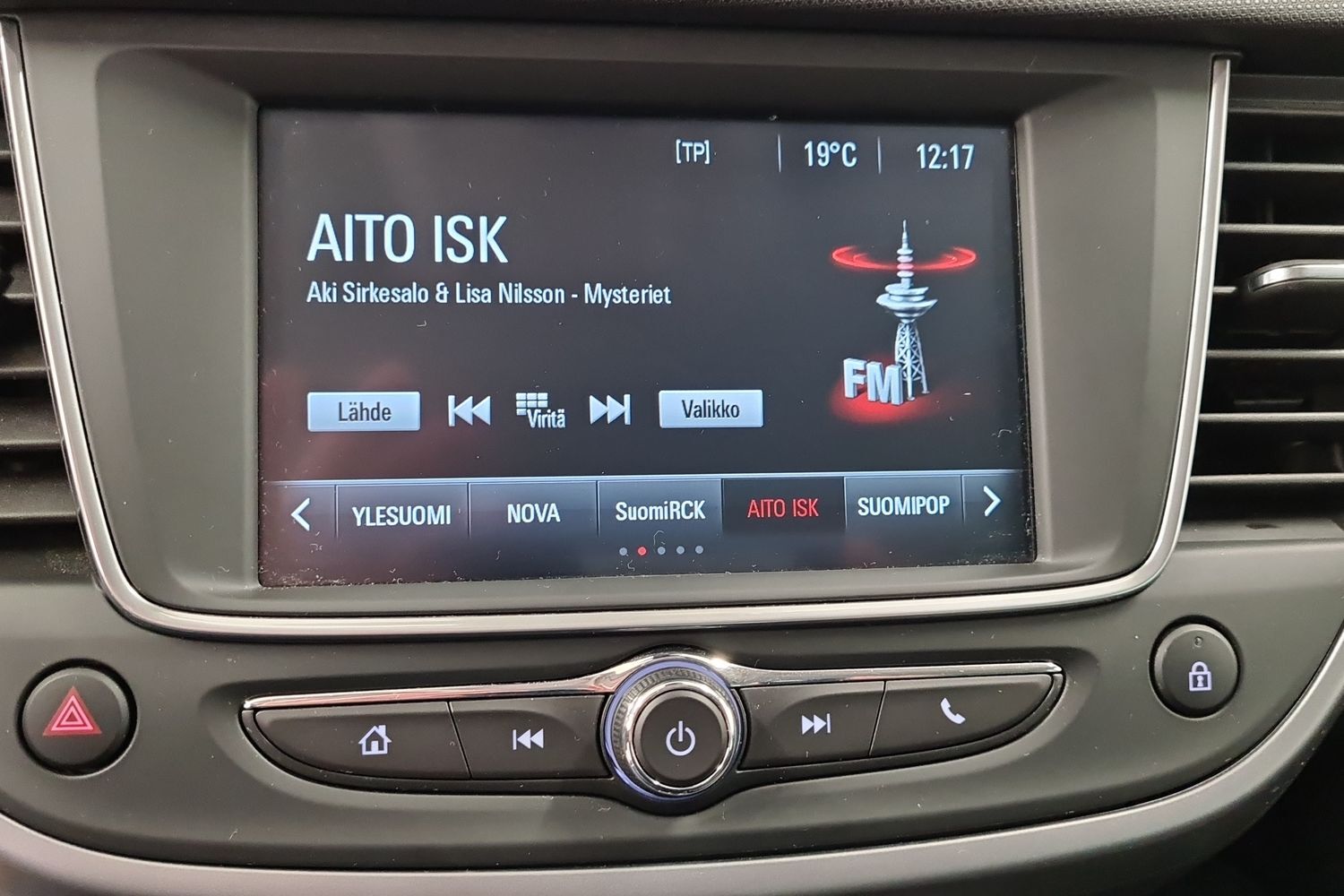 Opel Crossland X vaihtoauto