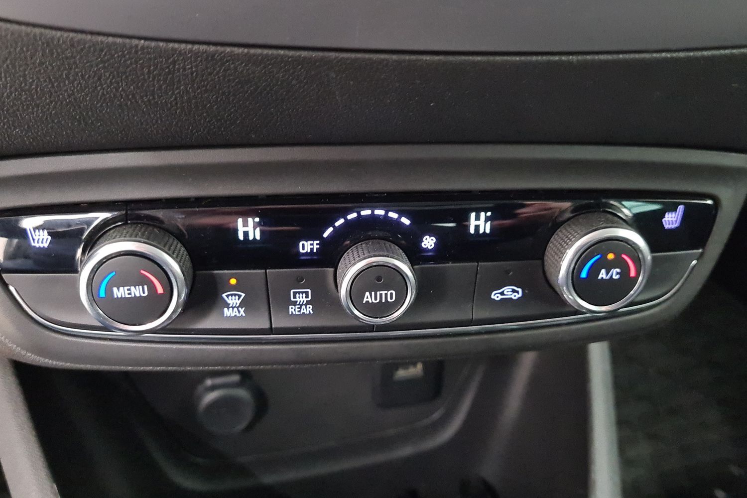 Opel Crossland X vaihtoauto