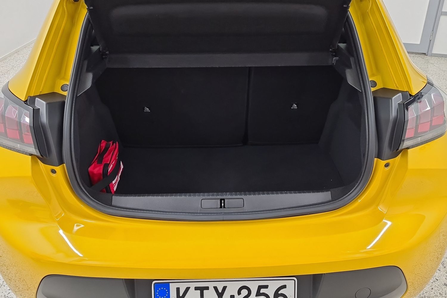 Peugeot 208 vaihtoauto