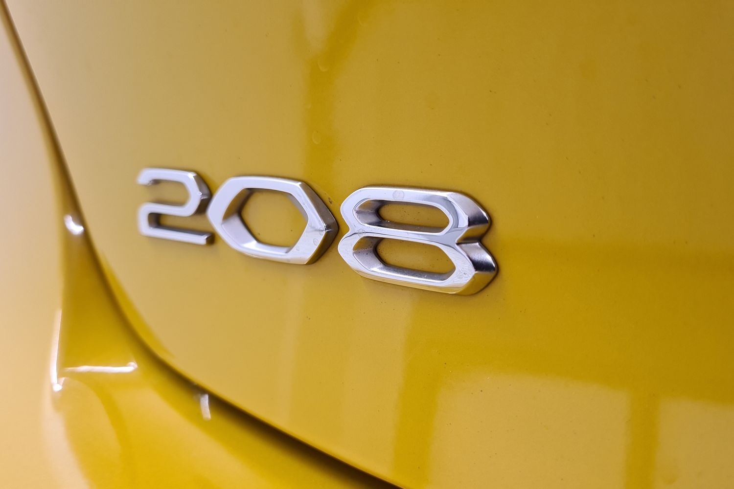 Peugeot 208 vaihtoauto