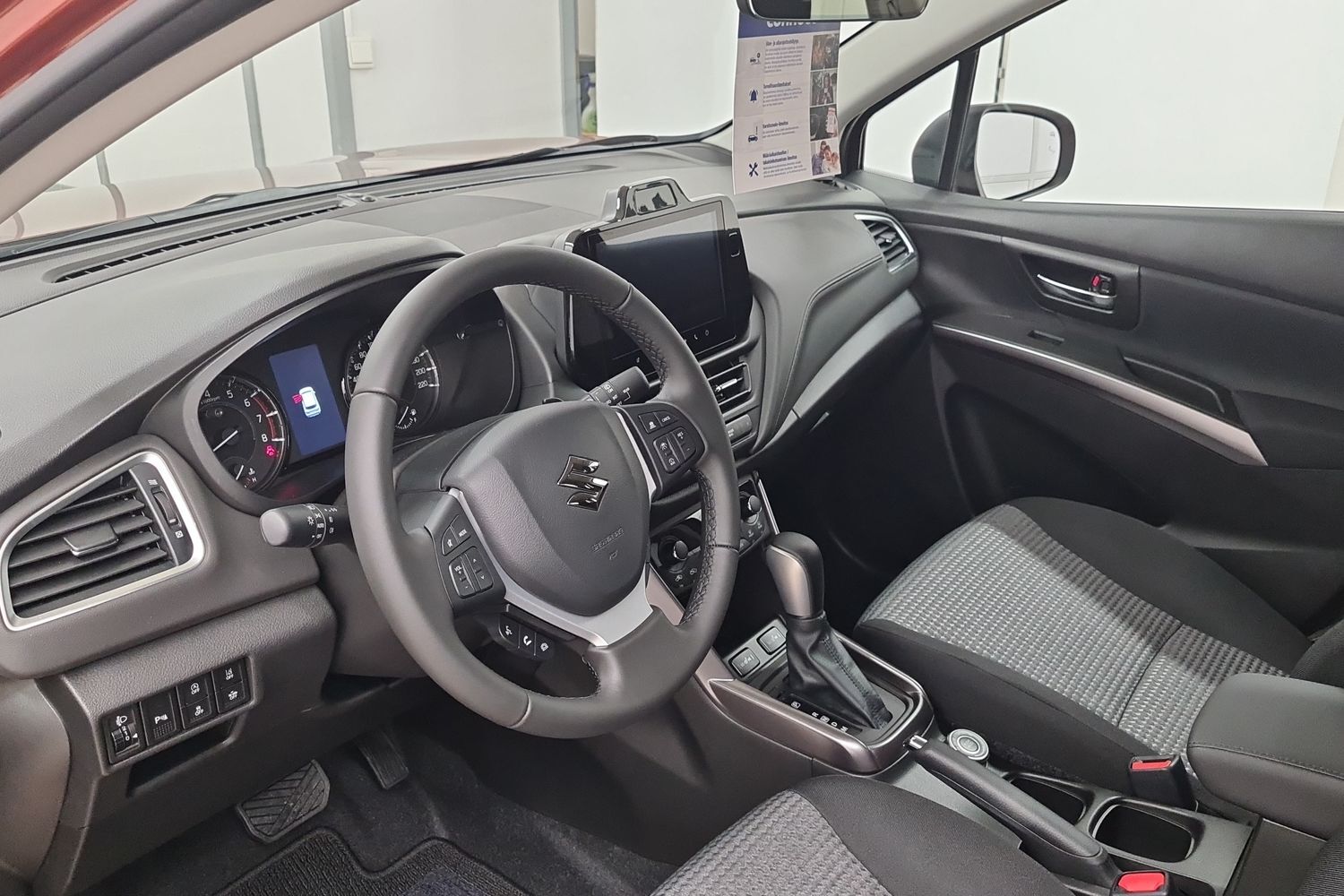 Suzuki S-Cross vaihtoauto