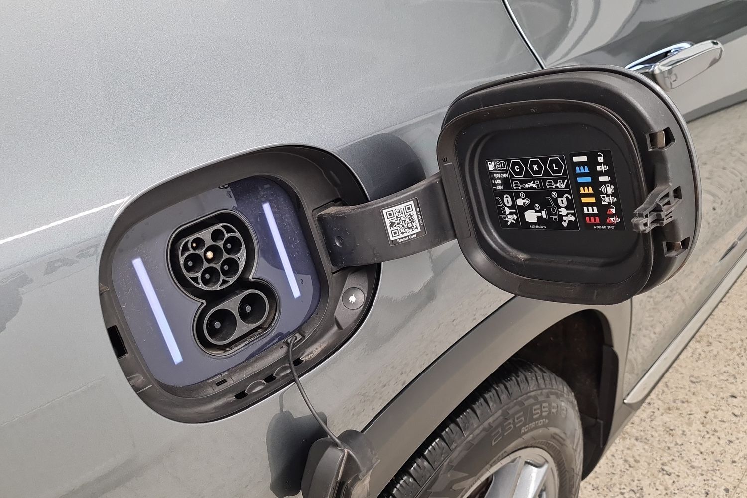 Mercedes-Benz EQE vaihtoauto