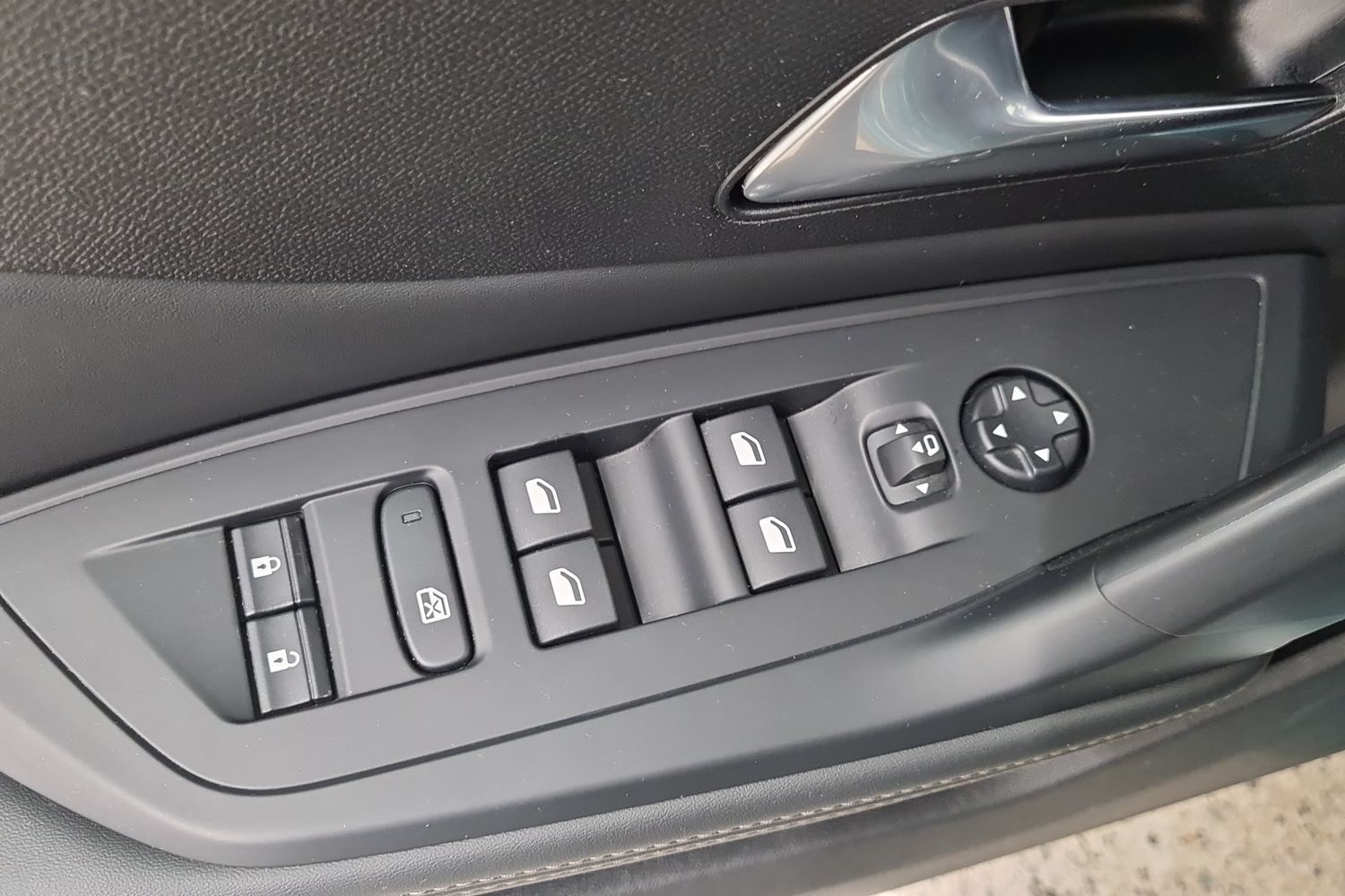 Peugeot 308 vaihtoauto