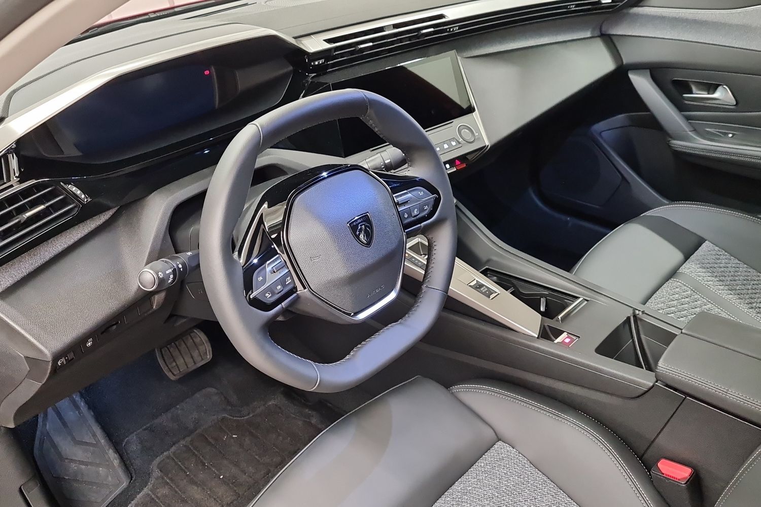 Peugeot 408 vaihtoauto