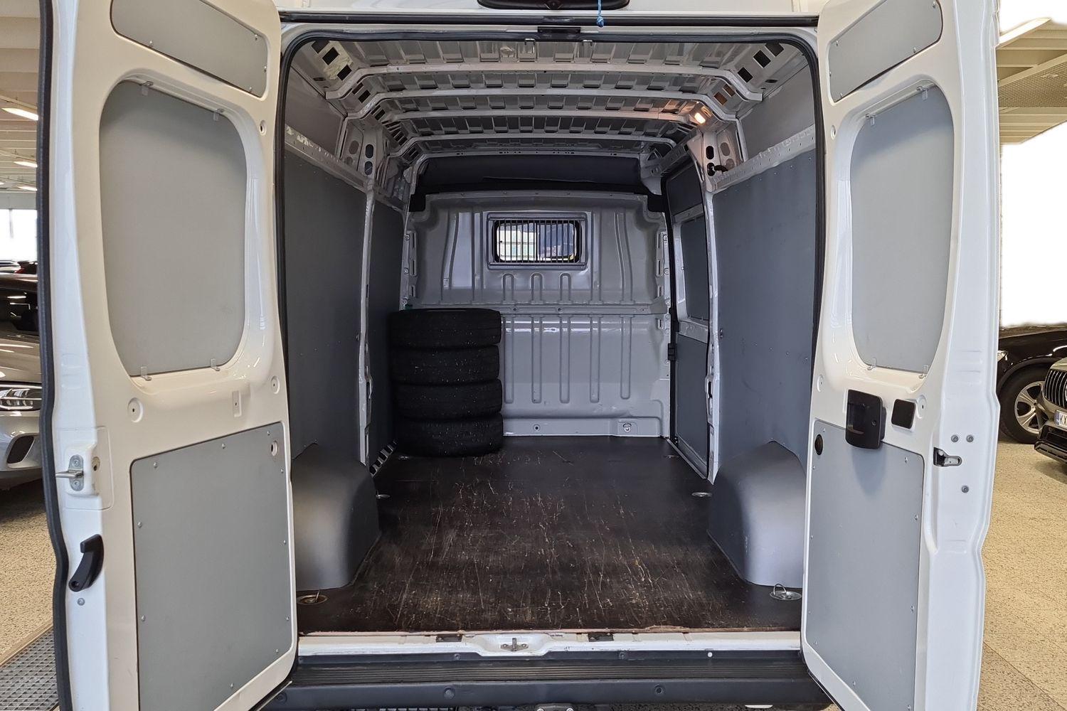 Peugeot Boxer vaihtoauto