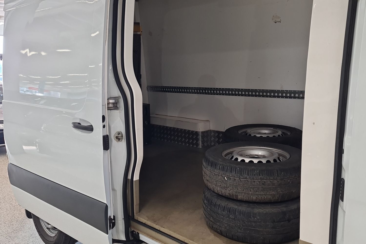 Mercedes-Benz Sprinter vaihtoauto