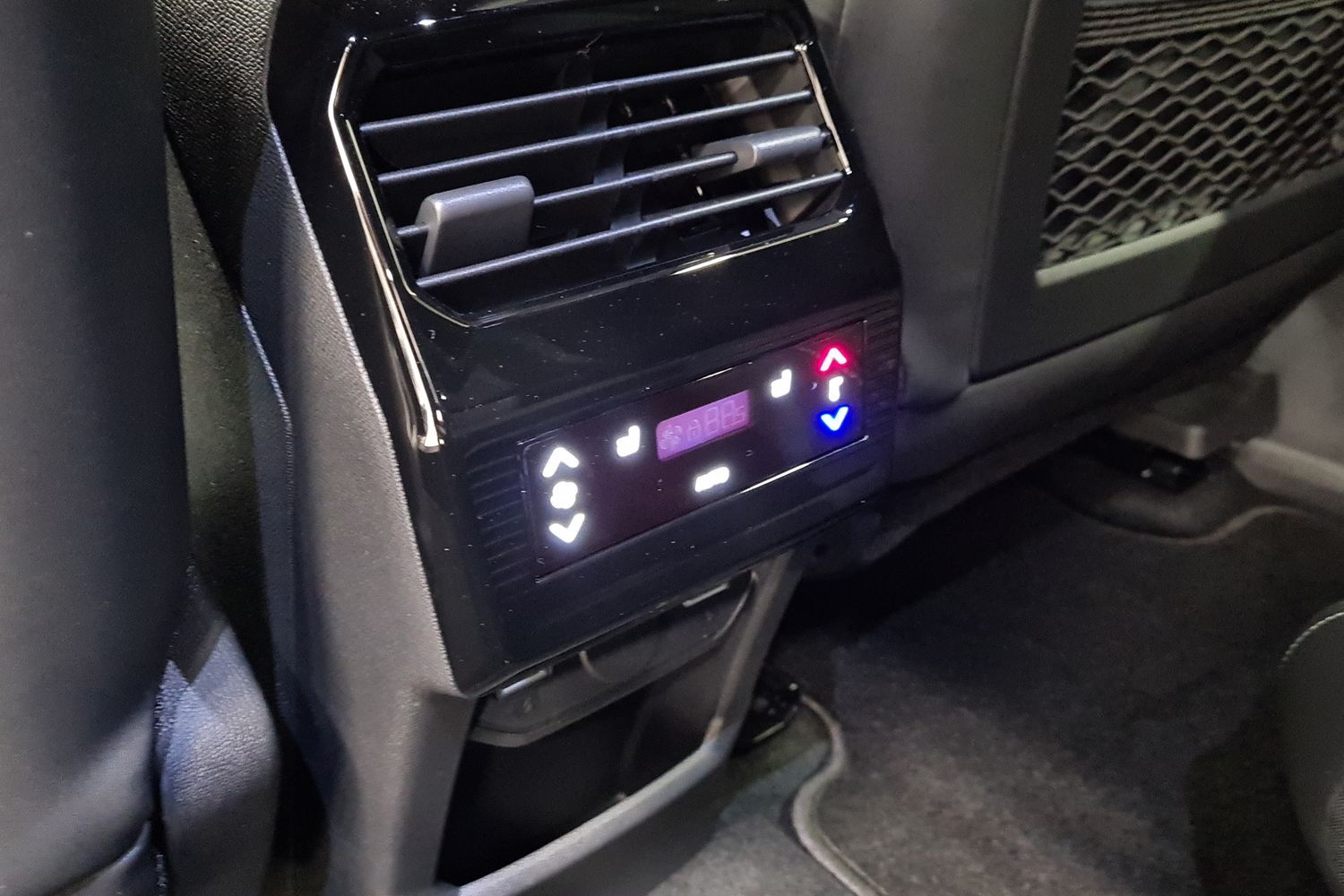 Peugeot E-5008 vaihtoauto
