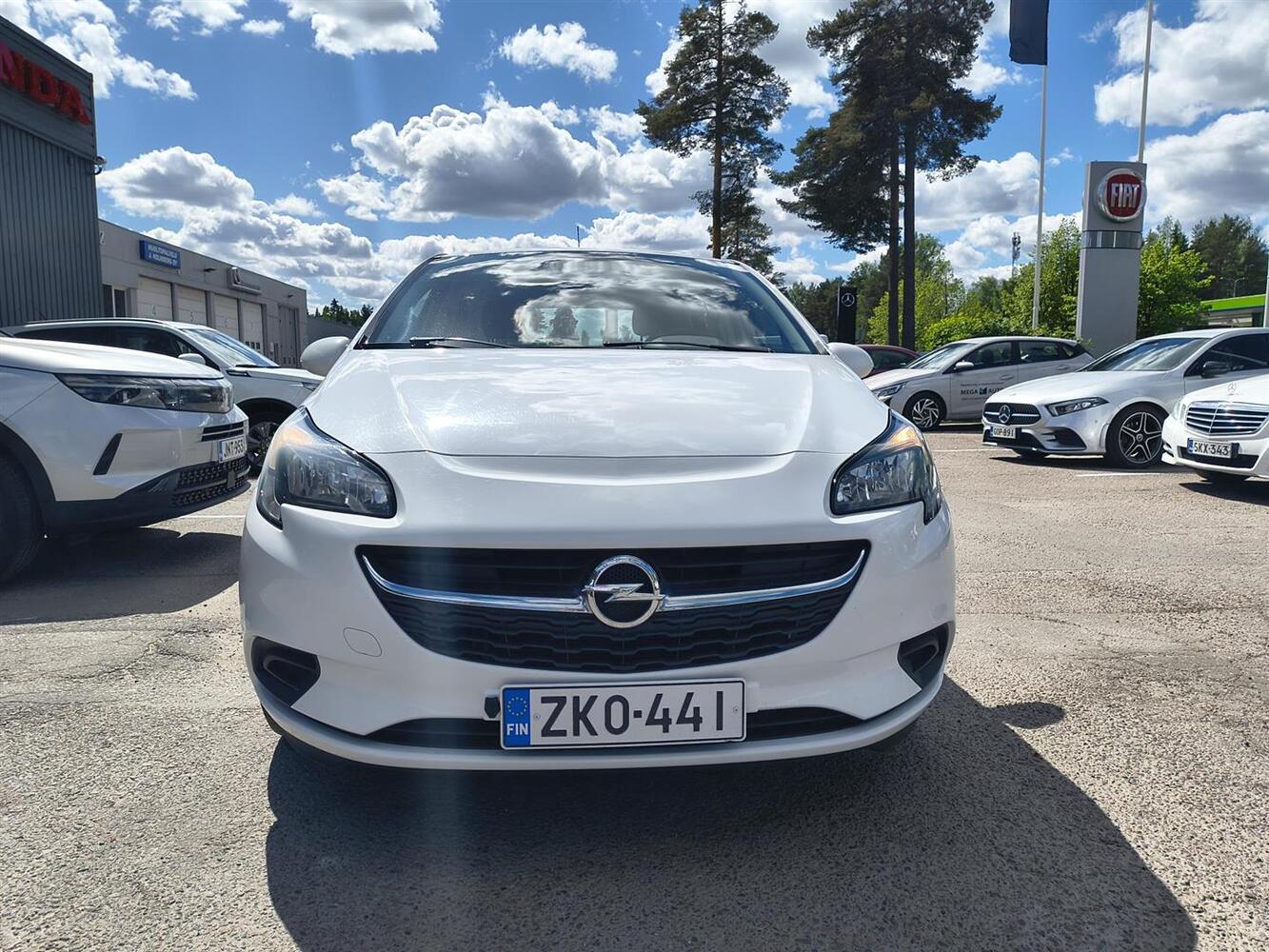 Opel Corsa vaihtoauto