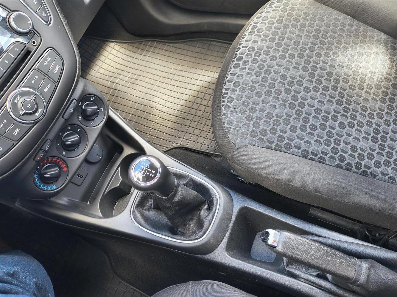 Opel Corsa vaihtoauto