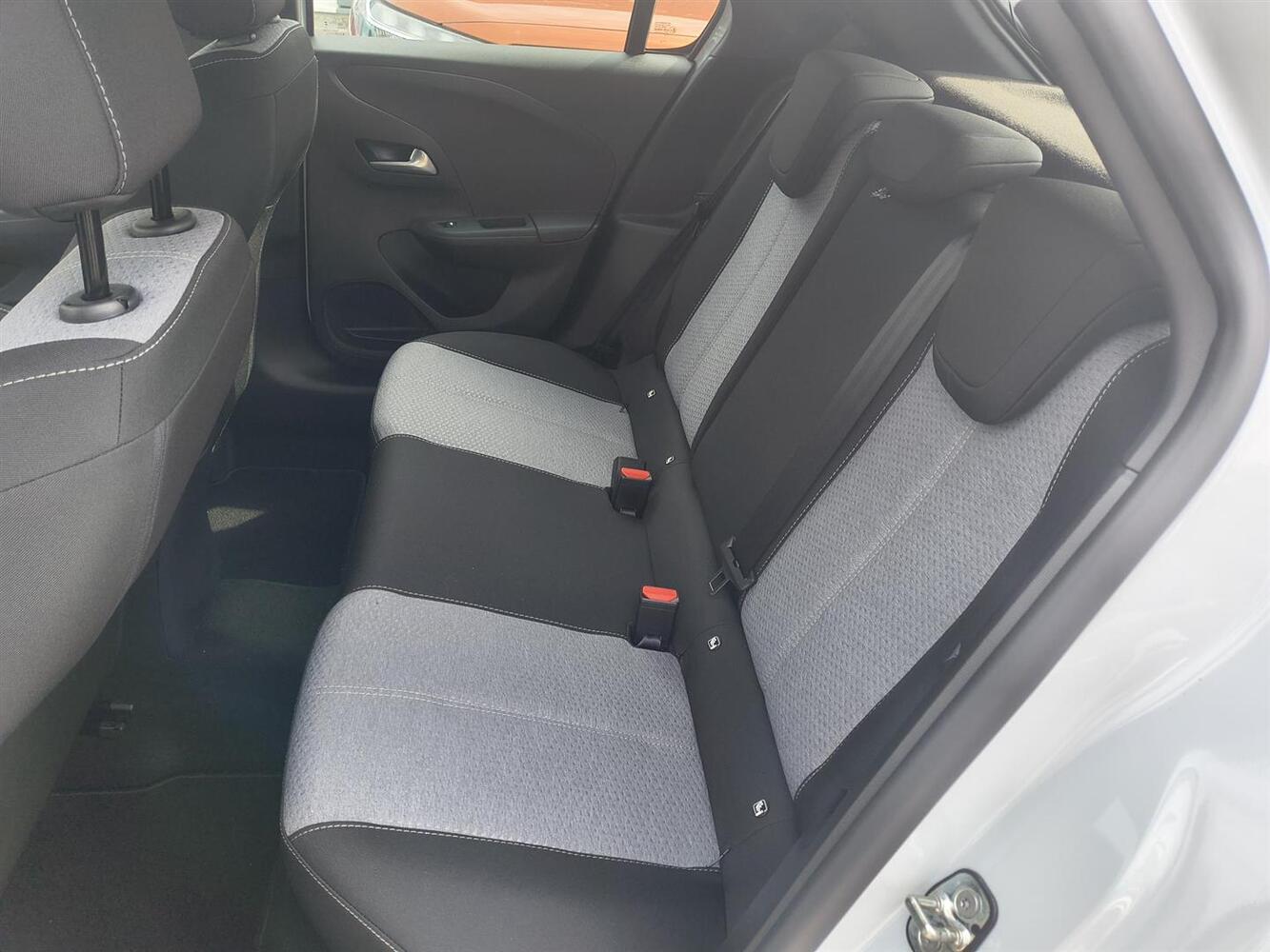 Opel Corsa vaihtoauto