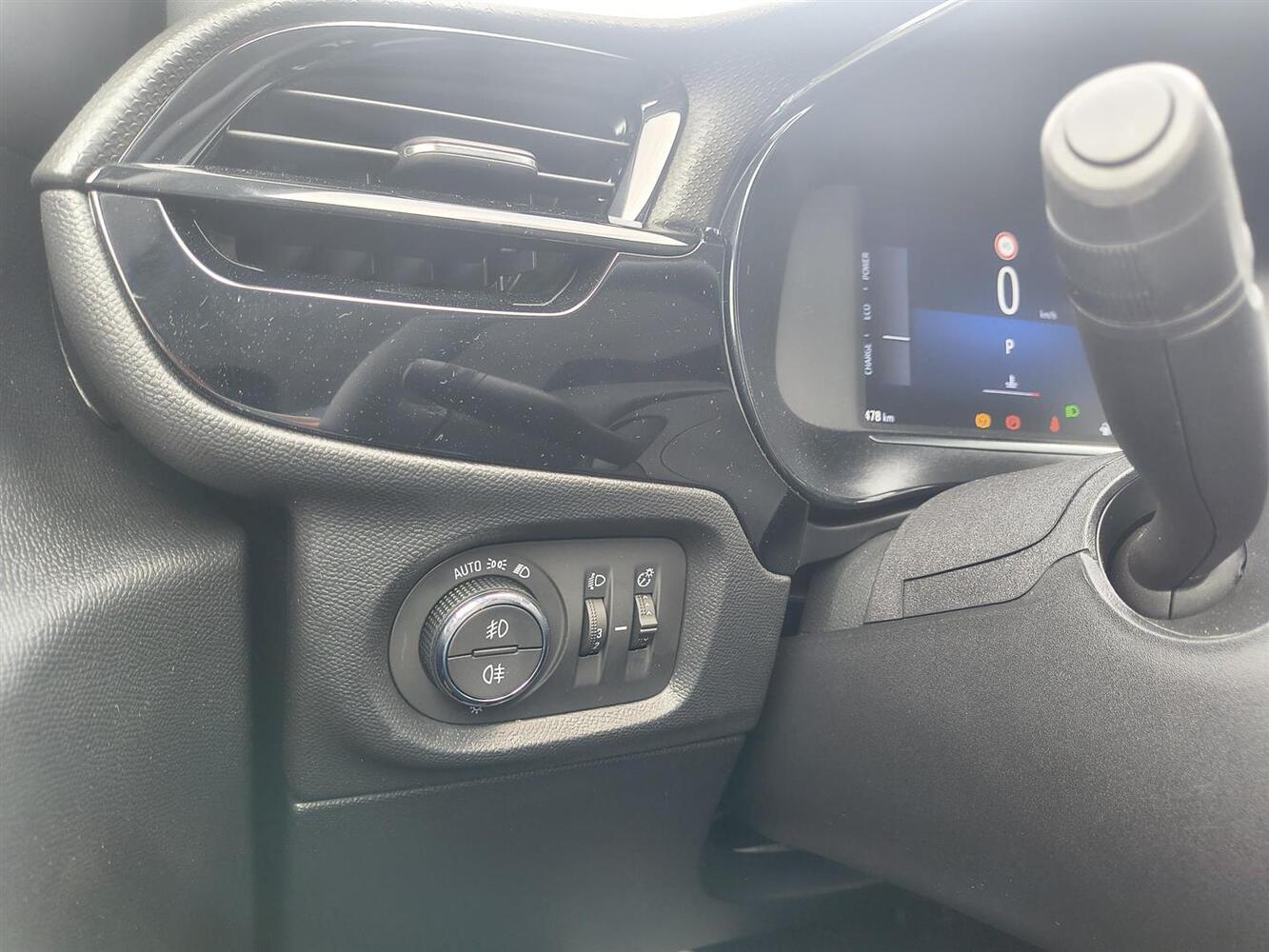 Opel Corsa vaihtoauto