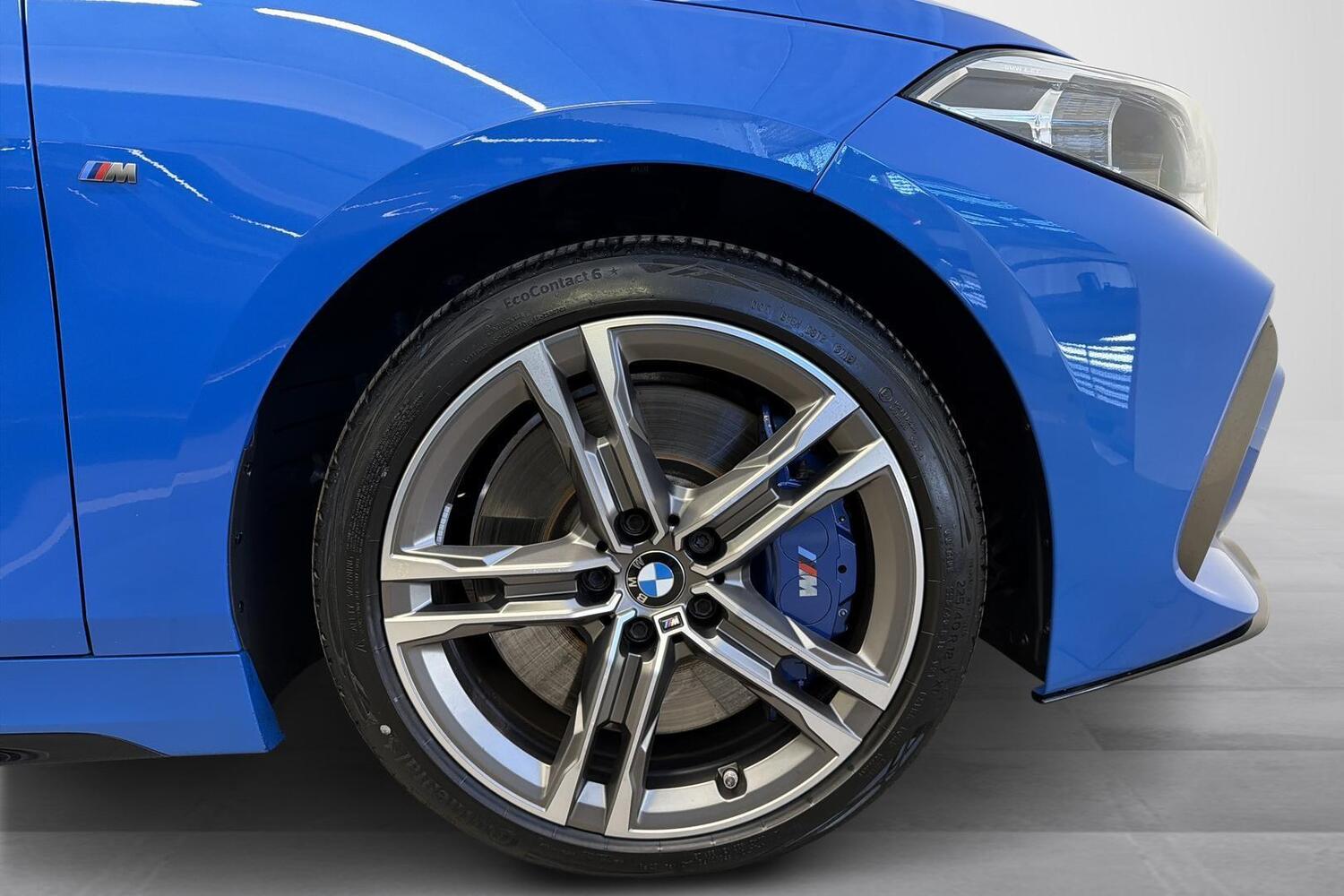 BMW M135i vaihtoauto