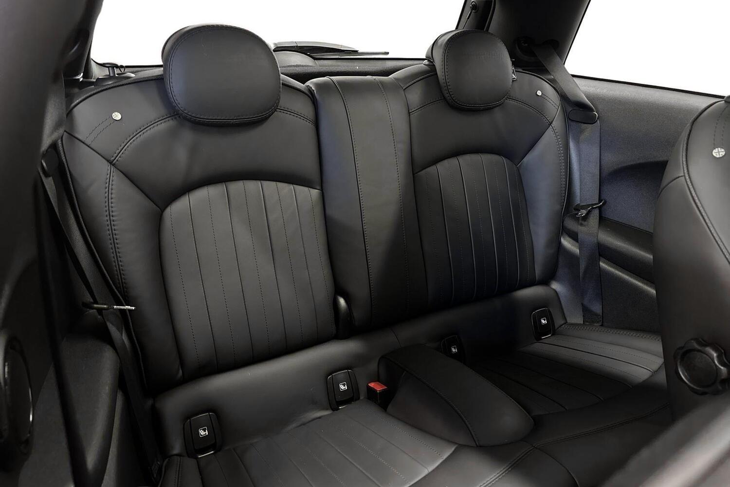 Mini Hatchback vaihtoauto