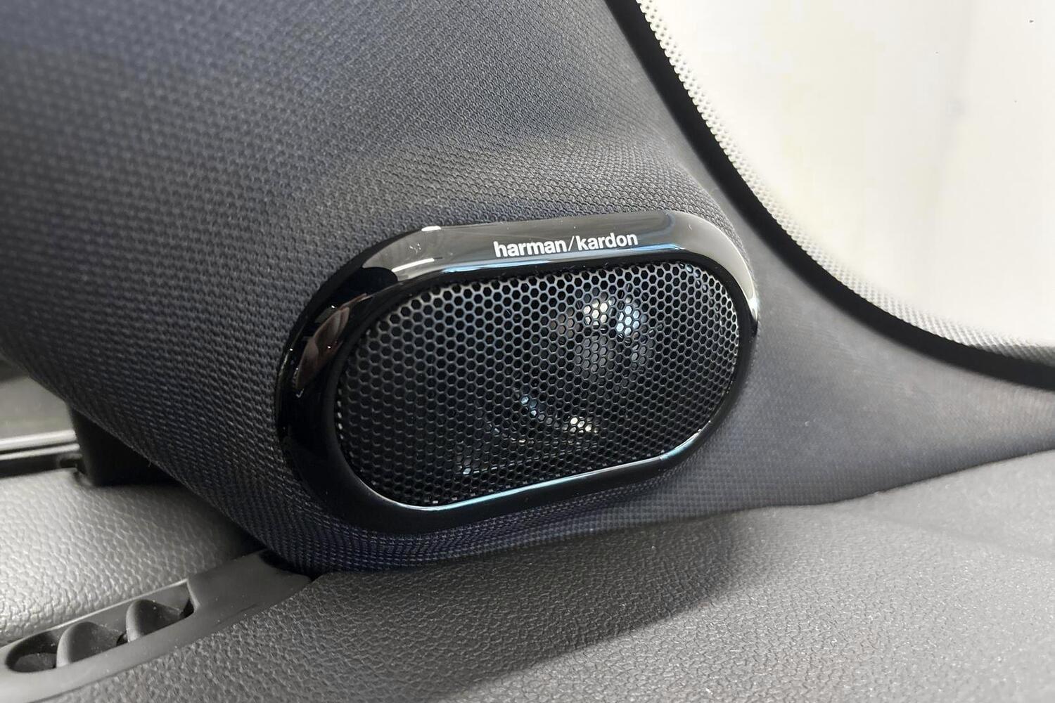 Mini Hatchback vaihtoauto