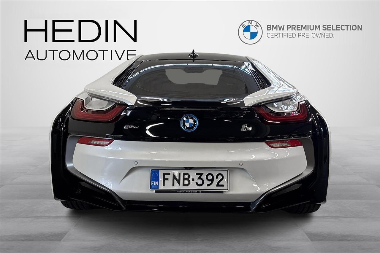 BMW i8 vaihtoauto
