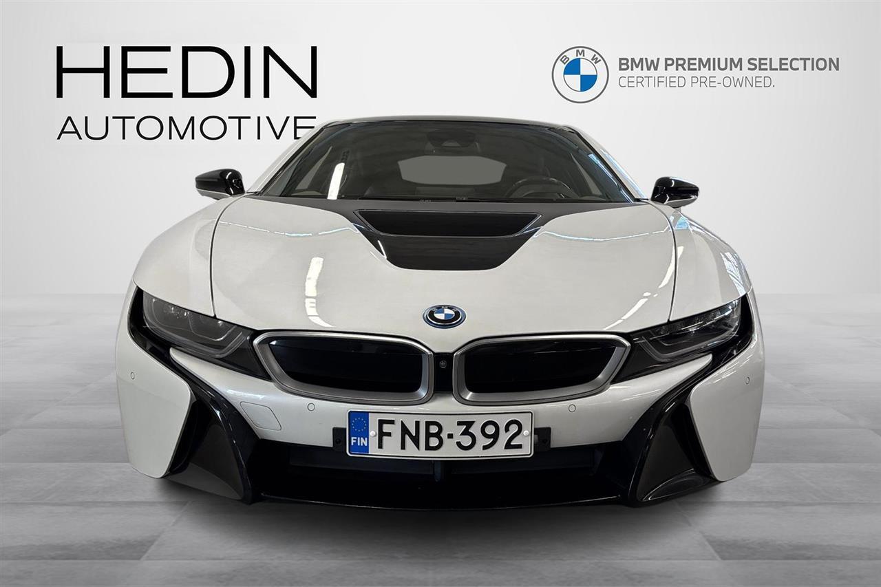 BMW i8 vaihtoauto