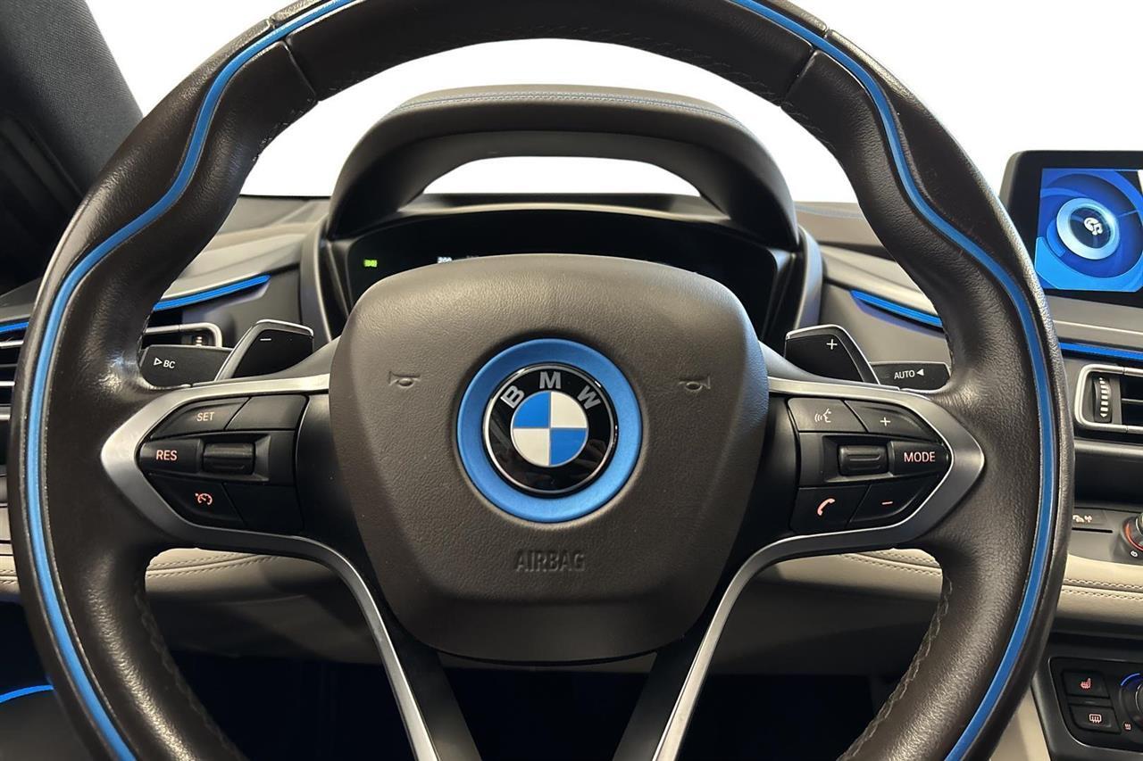 BMW i8 vaihtoauto