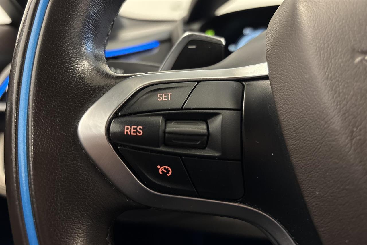 BMW i8 vaihtoauto