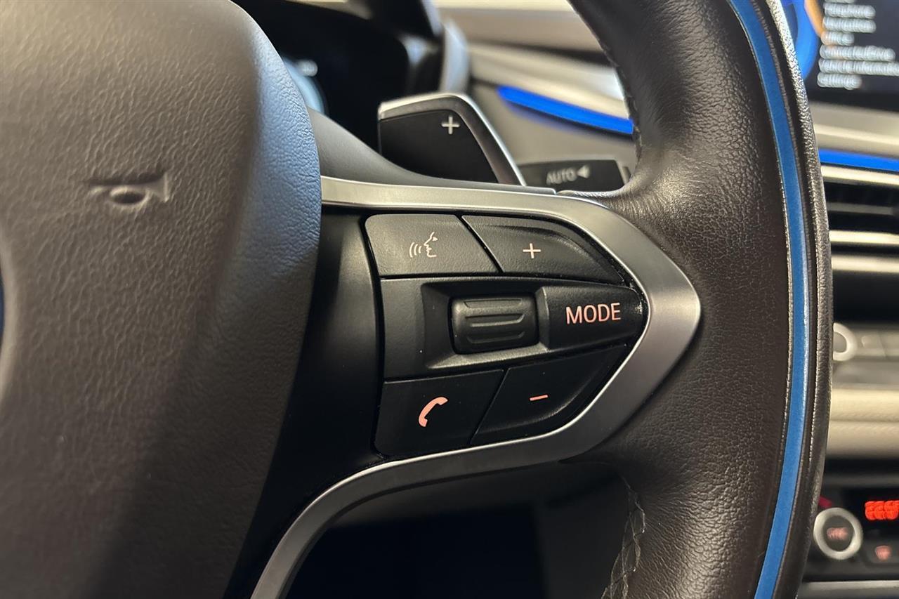 BMW i8 vaihtoauto