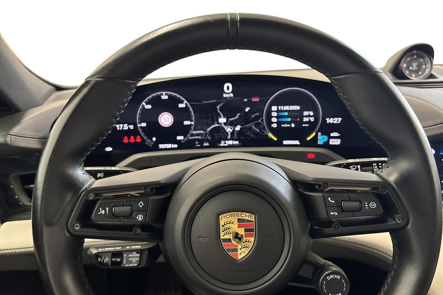 Porsche Taycan vaihtoauto