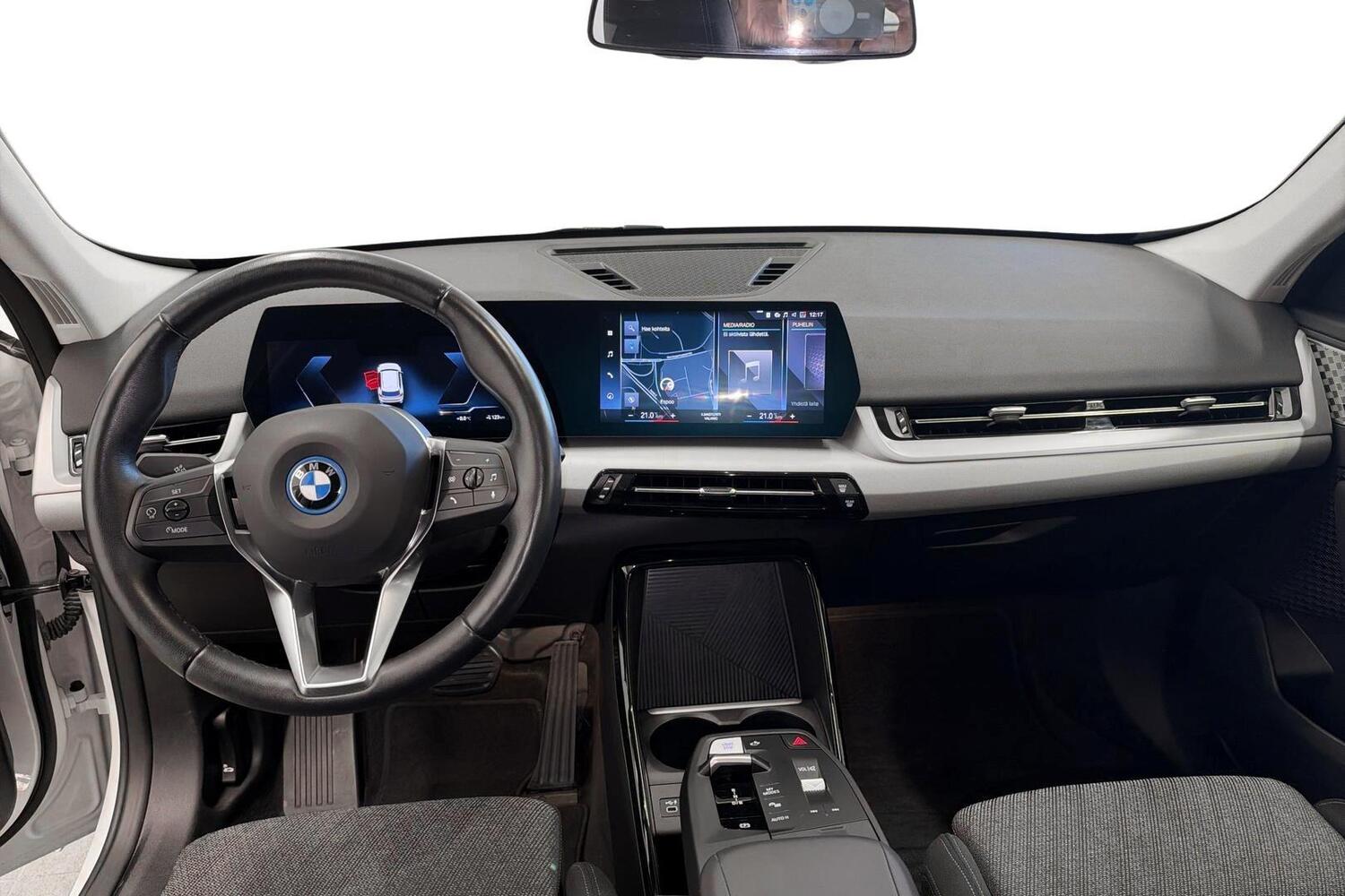 BMW iX1 vaihtoauto