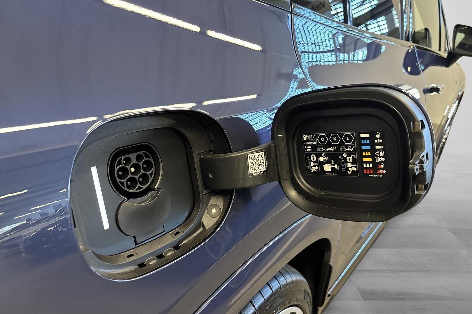 Mercedes-Benz EQE vaihtoauto